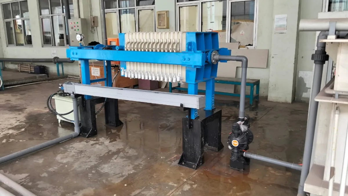 Distributor filter press machine untuk kebutuhan dewatering industri  Salin ALT image